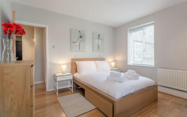 Well-located 2 Bedroom Flat Close To Angel Station