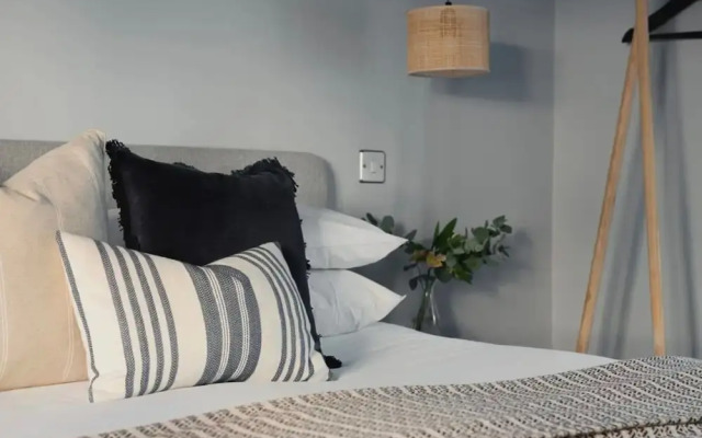St Catherine s Hospital - Deluxe Apartment