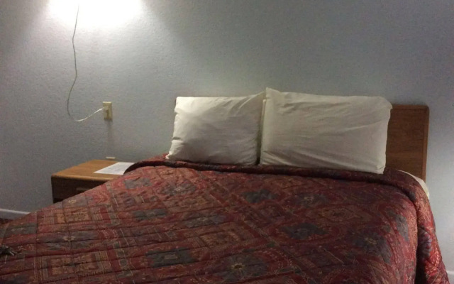 Regency Inn Comanche