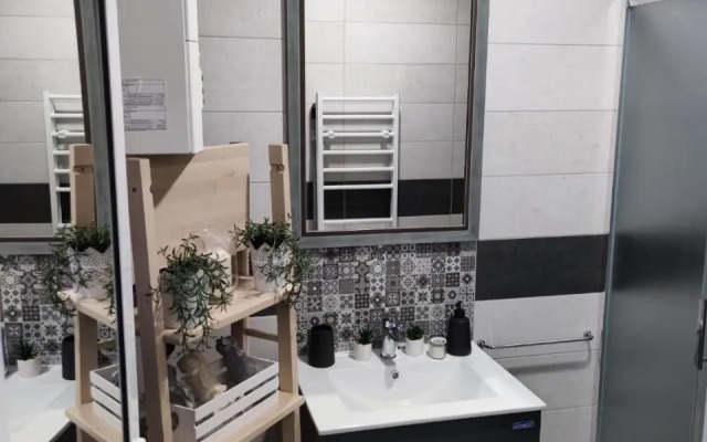 Flowers Apartment