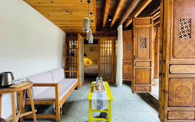 Jia Kedi Ancient House Cultural Homestay