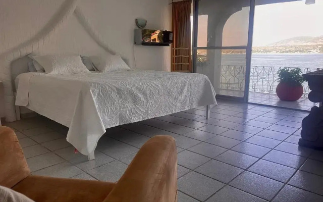 Marina Palace Teques