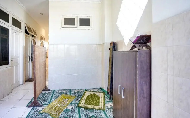 Oyo 91511 Ampel Residence Syariah