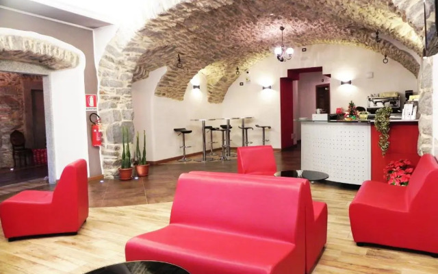 Residence Acero Rosso