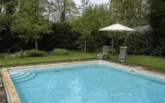 Fabulous Farmhouse in Hampshire