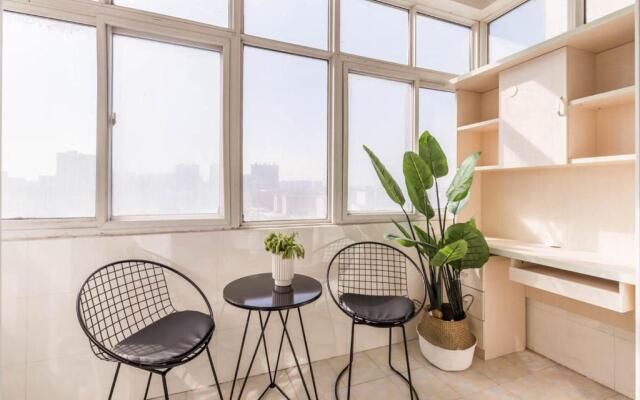 Zhengzhou Shangjie·Near Wuyun Mountain· Locals Apartment 00144970
