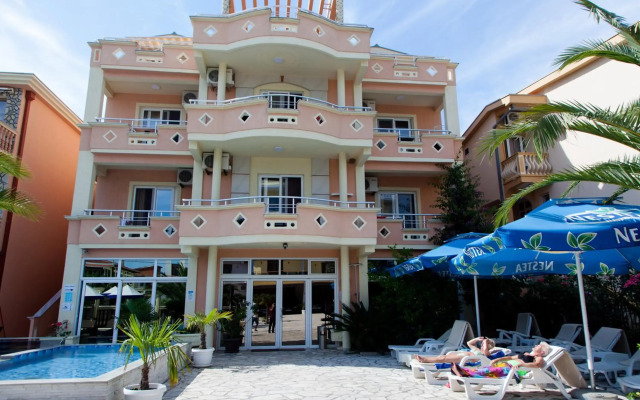 Aparthotel Villa Primafila