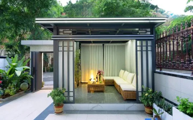 Xishuangbanna Jinghong Wangshan Guishu Luxury Homestay