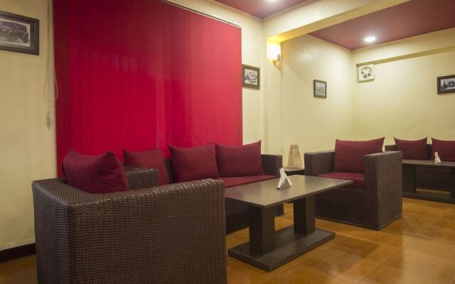 OYO 18536 Batasia Guest House