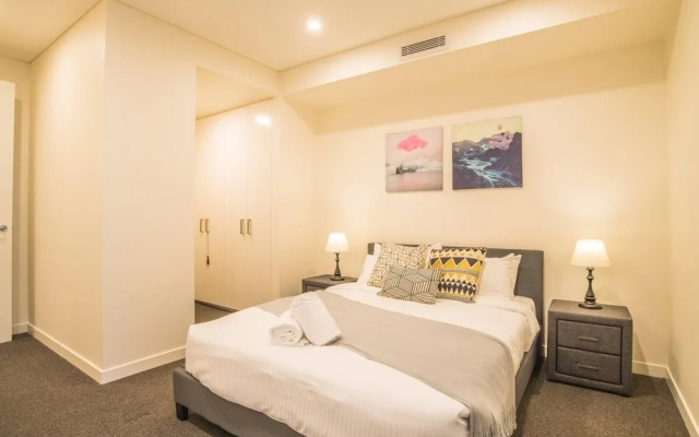 Modern 2bed2bath APT at Neutral Bayparking+wifi – Guest Rooms – Sydney