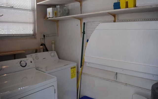 Blue Dolphin Inn - Skimmer Dow Unit
