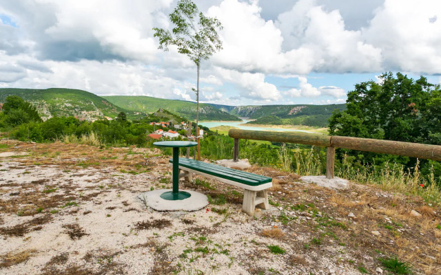 Home Near Red Lake in Ricice