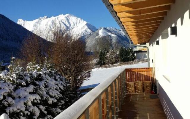 Traumhafter Seeblick: Ferienwohnung "Am Atoll"