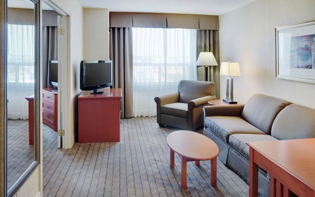 Holiday Inn Hotel & Suites Ottawa Kanata, an IHG Hotel