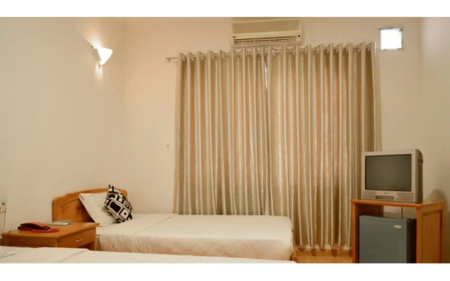 Kim Long Hotel