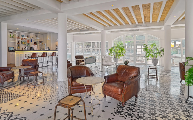 H10 Ocean Suites