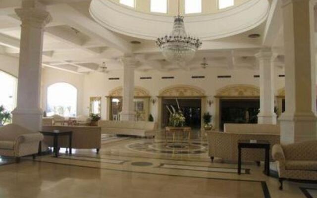 Brayka Bay Resort