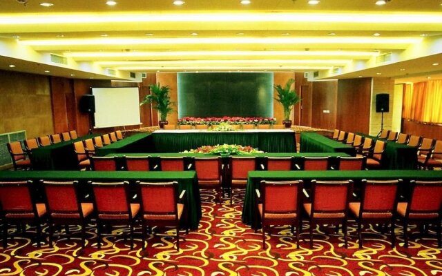 Jinghu Hotel