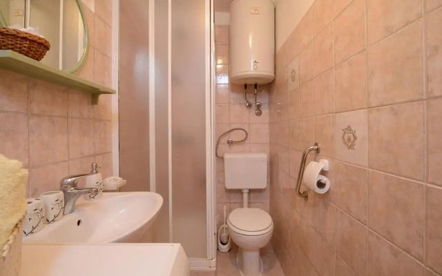 Ante Apartment