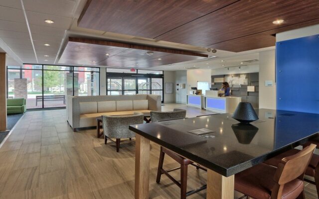 Holiday Inn Express and Suites Broomfield by IHG