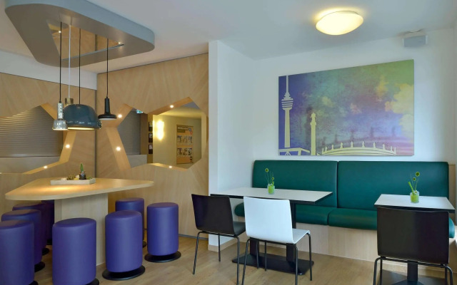B&B Hotel Stuttgart-Vaihingen