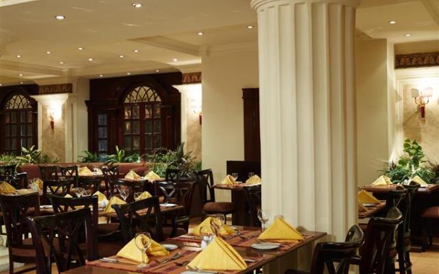 Pyramisa Suites Hotel Cairo