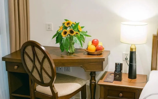Hanoi Marigold Hotel – Guest Rooms – Hanoi