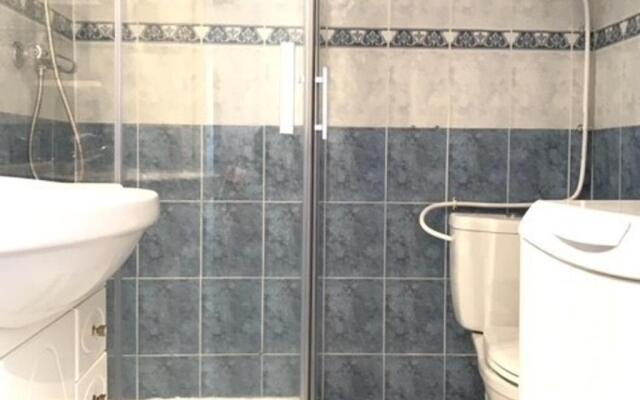 Appartement Balaruc-les-Bains, 1 pièce, 4 personnes - FR-1-503-37