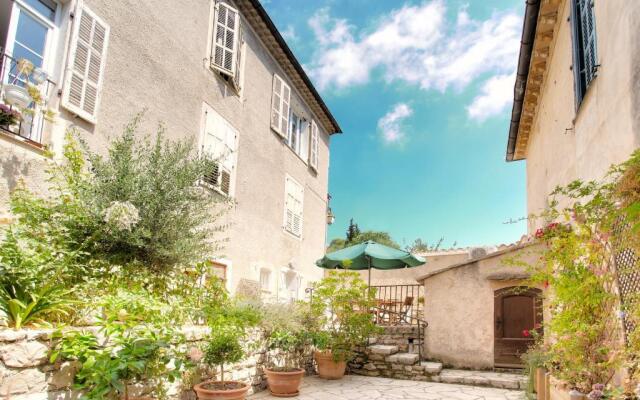 Le Jardin du Village Valbonne