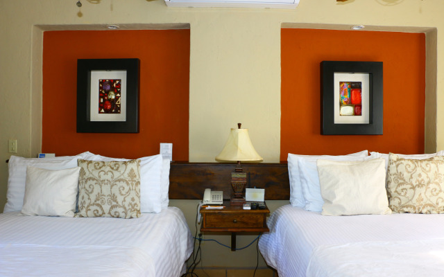 Posada del Cortes Hotel