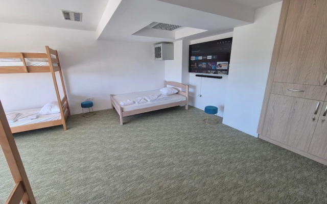 AdriaMont - Rooms and Co-working