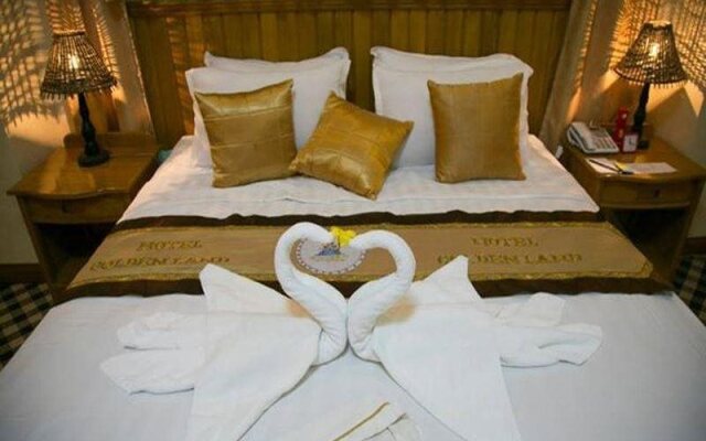 Hotel Golden Land