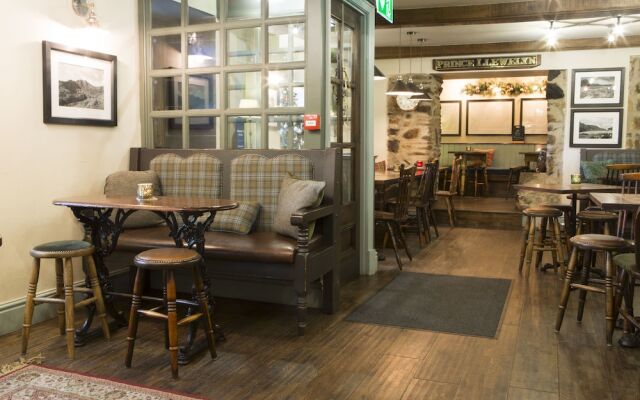 Prince Llewelyn Hotel
