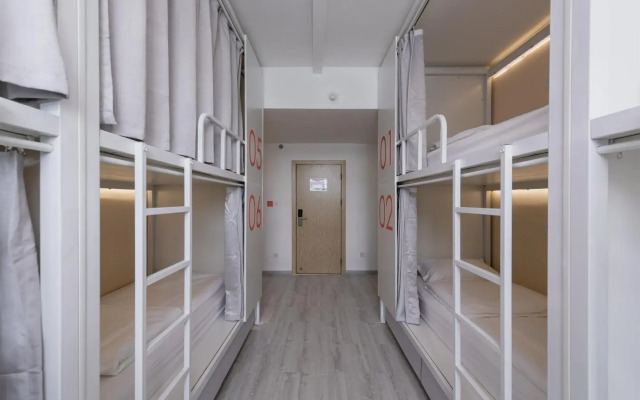 Taoxi Creek Hostel