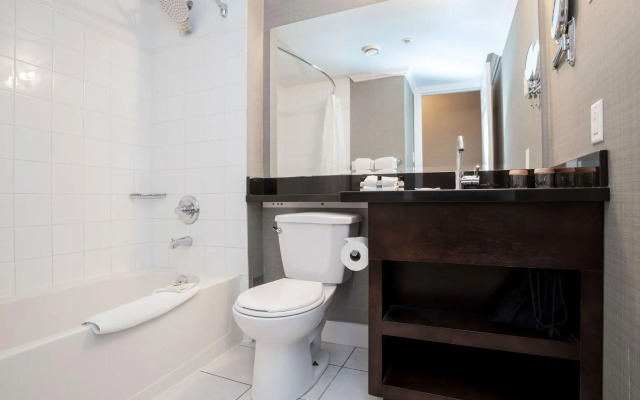 Sandman Hotel Vancouver Airport