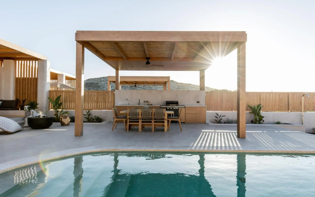 Unique Blue! Resort and Villas Adults Only