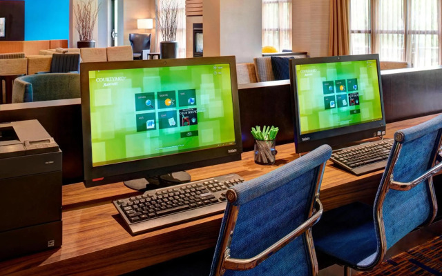 Courtyard by Marriott Cincinnati-Covington