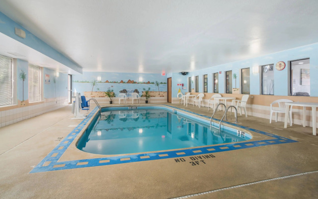 Quality Inn O'Fallon IL - St. Louis