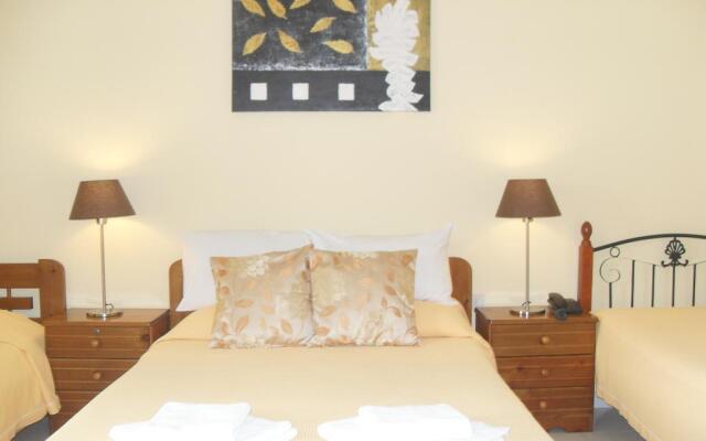 Hotel Pavlos & Studios