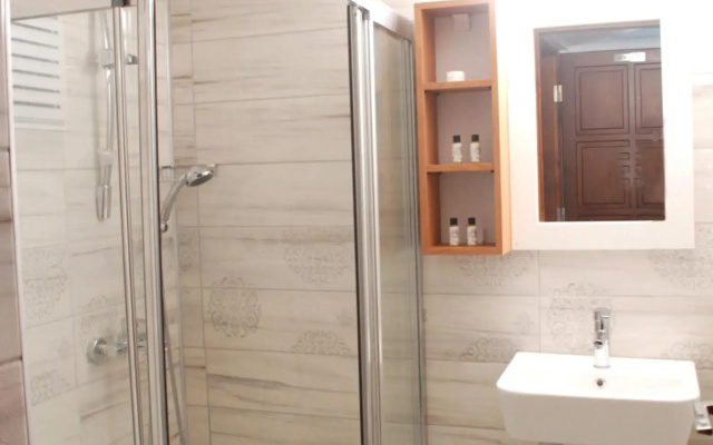 Elegance  Kemer