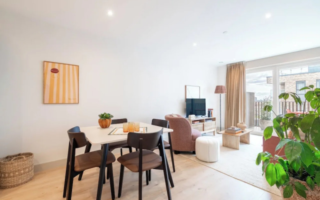 Light and Space Retreat