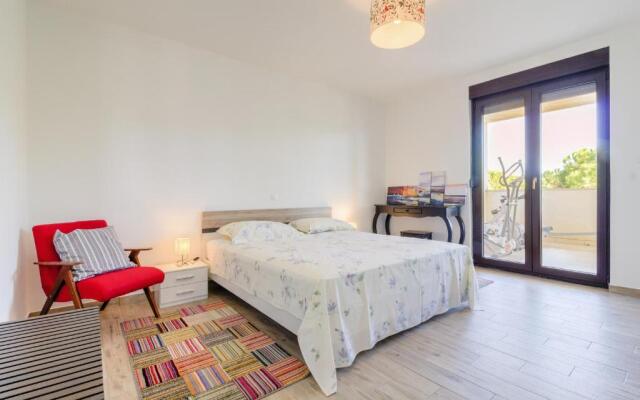 Apartments Ester Victoria