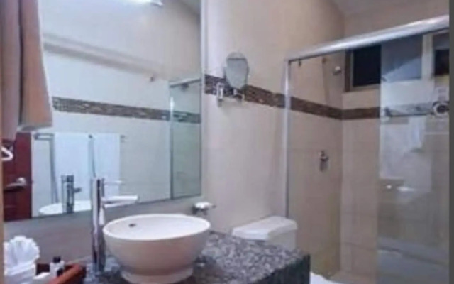 Grand City Hotel - Near Market 28