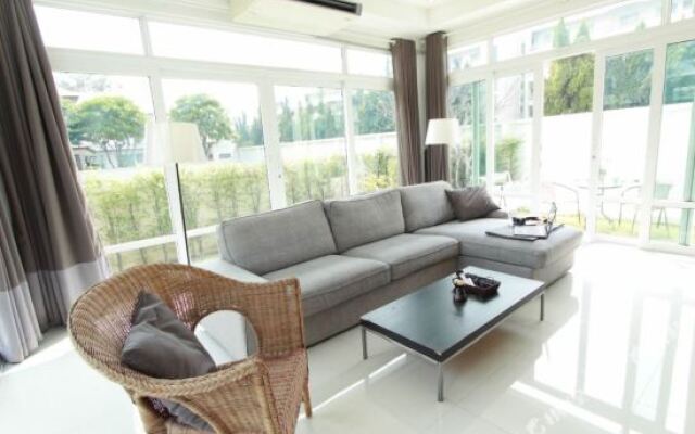 Anb Pool Villa Pattaya 4Br Beach Front