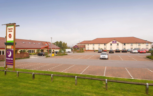 Premier Inn Oldham Central