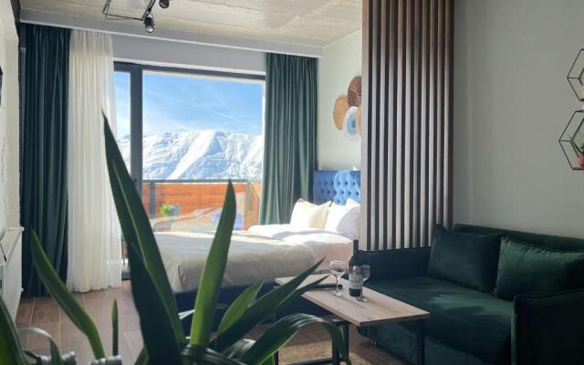 Twins apartment delux 2, new gudauri