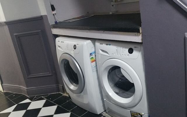 North Circular Serviced Accomodation