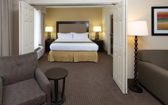 Holiday Inn Express & Suites Jacksonville Airport by IHG