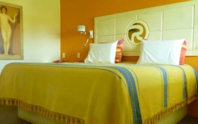 Hotel La Roca Natural