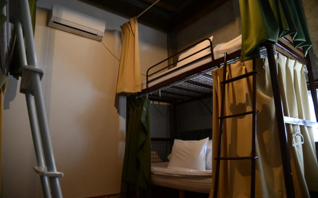 The Deer Park Inn – Guest Rooms – Nara